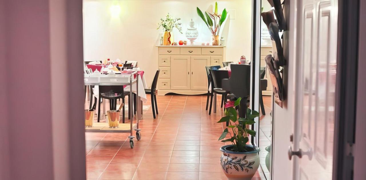 Il Cortile Delle Esperidi Lägenhet Lecce Exteriör bild
